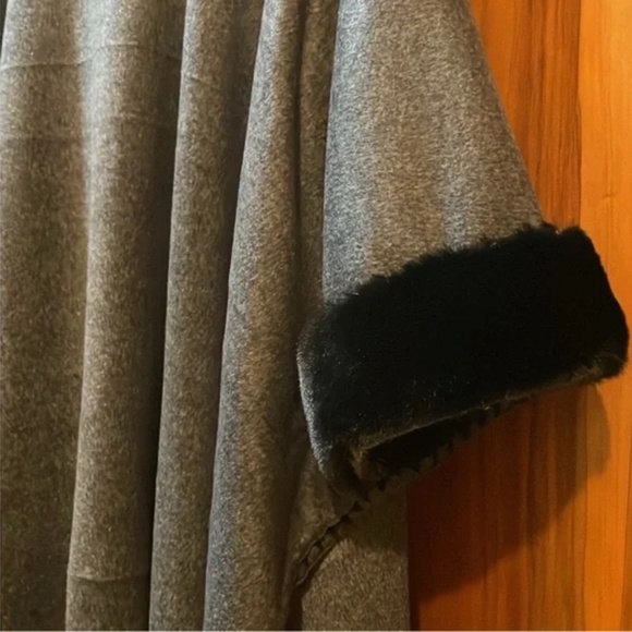 Ruana Poncho Cape Ecuador Alpaca wool One Size - Picture 5 of 9